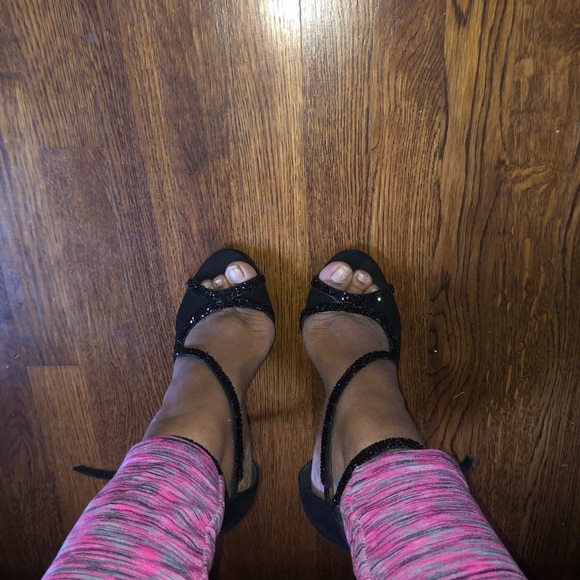 Pumps - Picture 5 of 5